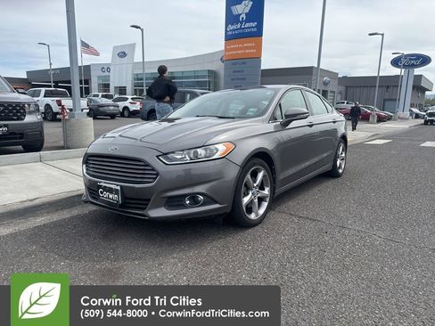 Used 2013 Ford Fusion SE image 11