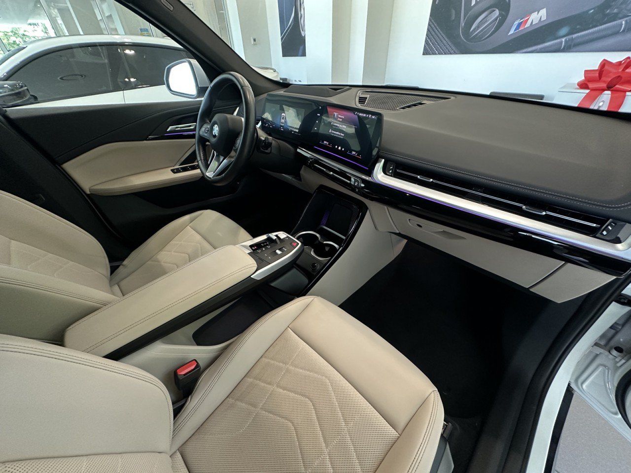 Used 2024 BMW X1 xDrive28i w/ Technology Package AWD/4WD image 21
