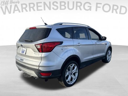 Used 2019 Ford Escape Titanium image 7