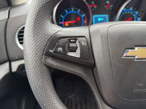 Used 2016 Chevrolet Cruze LT image 16