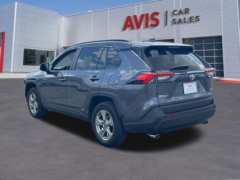 Used 2025 Toyota RAV4 XLE image 9