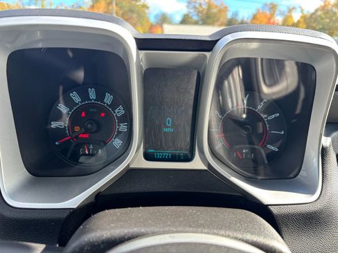 Used 2011 Chevrolet Camaro LS image 31