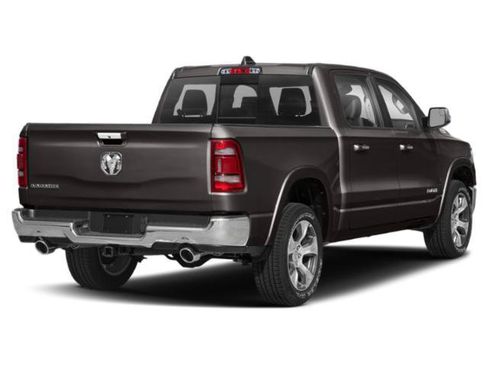 Used 2022 RAM 1500 Laramie AWD/4WD image 2