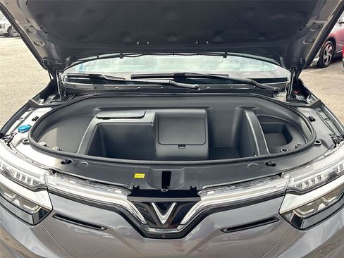 New 2025 VinFast VF 8 Eco AWD/4WD image 29