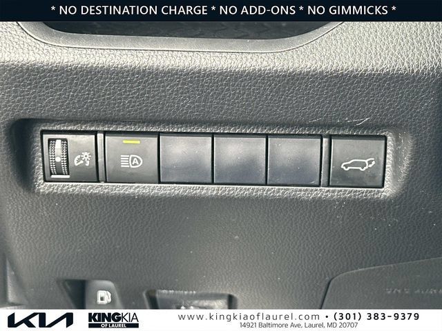 Used 2020 Toyota RAV4 XLE w/ Convenience Package AWD/4WD image 14