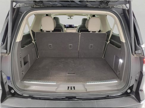 Used 2024 Lincoln Navigator L Reserve AWD/4WD image 13