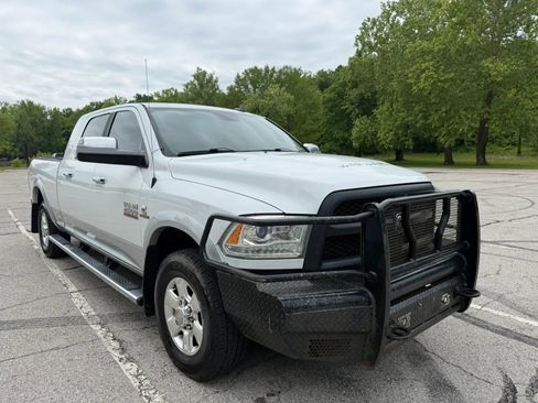 Used 2016 RAM 2500 Laramie AWD/4WD image 3