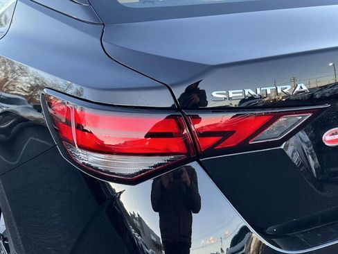 New 2025 Nissan Sentra SV w/ SV Premium Package image 9