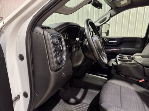 Used 2023 Chevrolet Silverado 2500 LT AWD/4WD image 11