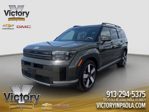 Used 2025 Hyundai Santa Fe Limited AWD/4WD image 1