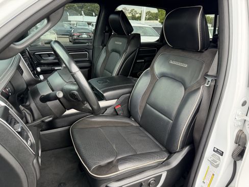 Used 2023 RAM 1500 Laramie AWD/4WD image 12