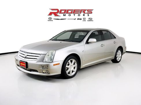 Used 2006 Cadillac STS image 3