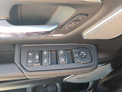 Used 2026 RAM 1500 Laramie w/ Night Edition image 9