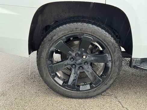 Used 2018 Chevrolet Tahoe Premier image 42