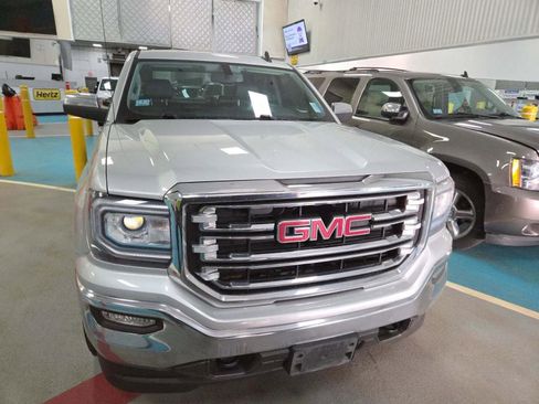 Used 2018 GMC Sierra 1500 SLT w/ SLT Premium Package image 5