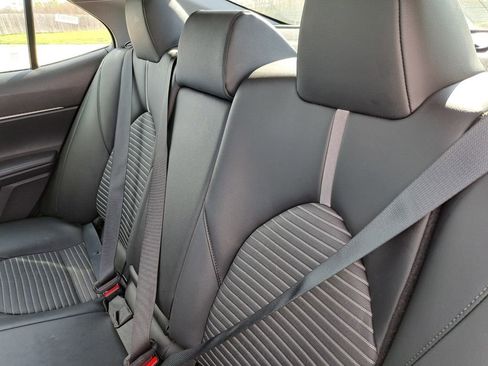 Used 2024 Toyota Camry SE image 22