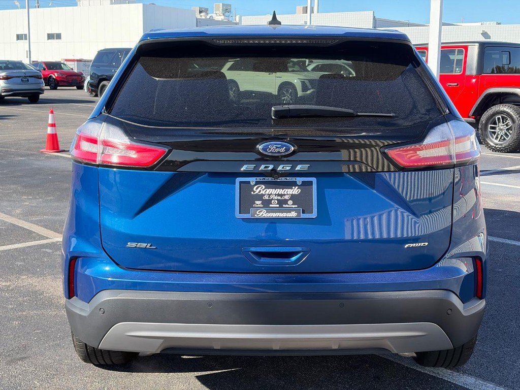 Used 2024 Ford Edge SEL AWD/4WD image 6