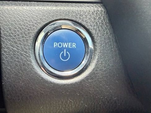 Used 2020 Toyota Camry XLE w/ Driver Assist Package FWD image 24