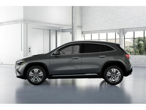 New 2026 Mercedes-Benz GLA 250 4MATIC image 34