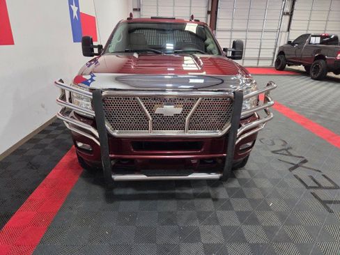 Used 2013 Chevrolet Silverado 2500 LTZ w/ LTZ Plus Package image 11