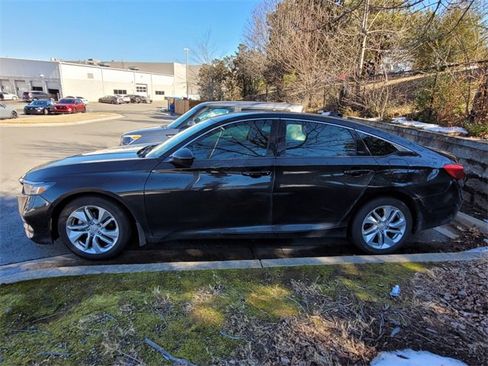 Certified 2018 Honda Accord LX image 2