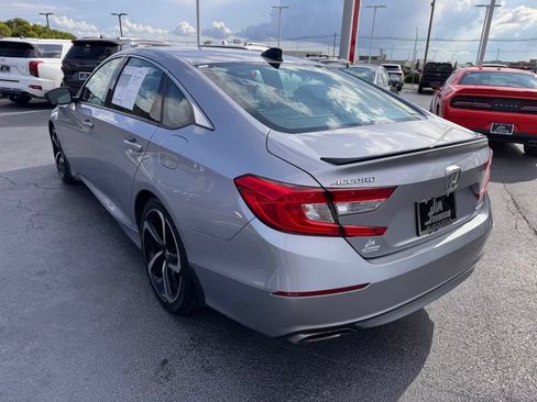 Used 2022 Honda Accord Sport image 3