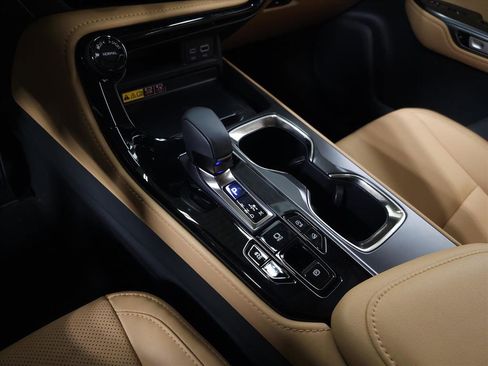 Certified 2025 Lexus NX 350 AWD image 28