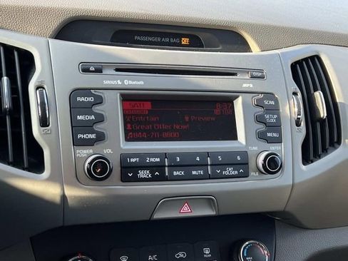 Used 2015 Kia Sportage LX image 21