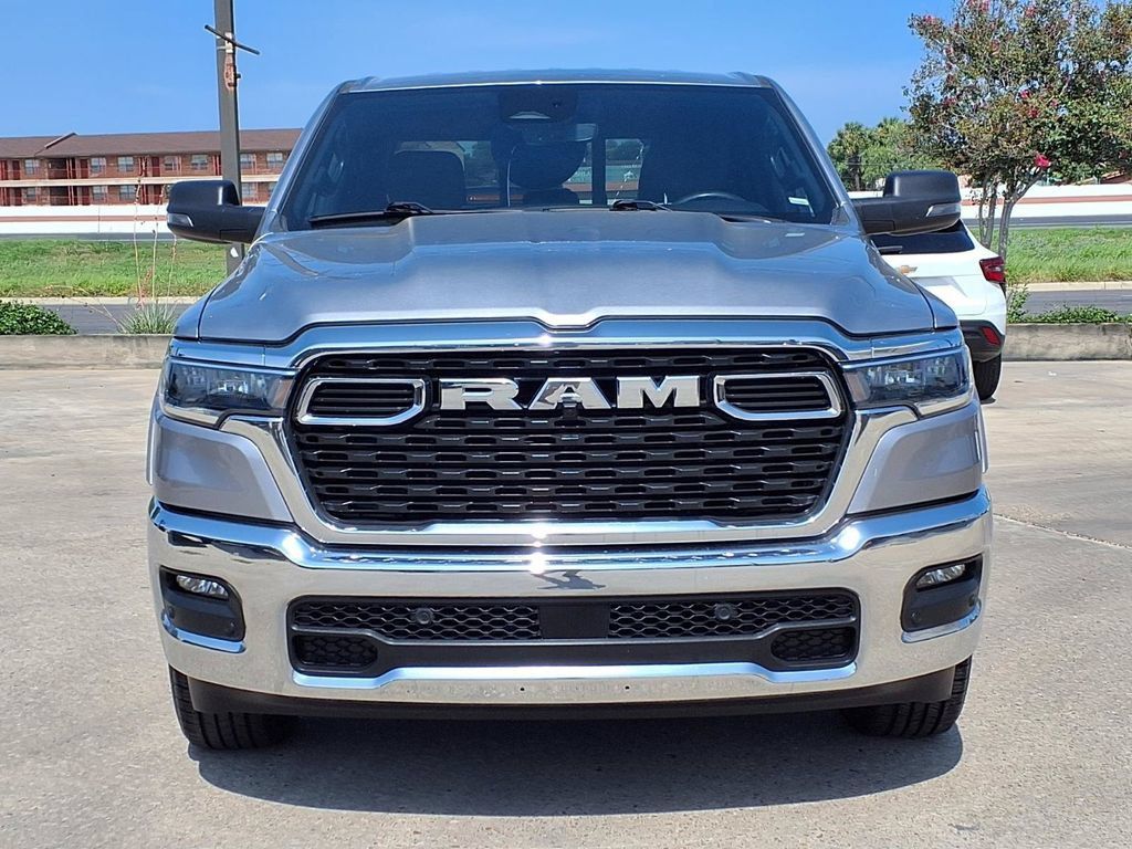 Used 2025 RAM 1500 Big Horn AWD/4WD image 3