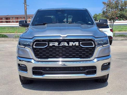 Used 2025 RAM 1500 Big Horn AWD/4WD image 3