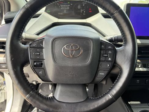 Certified 2024 Toyota Prius XLE FWD image 36
