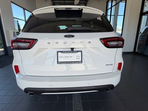 Used 2023 Ford Escape ST-Line Select w/ Tech Pack #2 AWD/4WD image 4