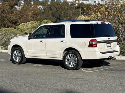 Used 2017 Ford Expedition Limited w/ Equipment Group 301A image 4