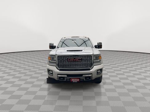 Used 2019 GMC Sierra 2500 Denali w/ Duramax Plus Package image 38