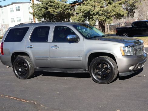 Used 2009 Chevrolet Tahoe LTZ image 2