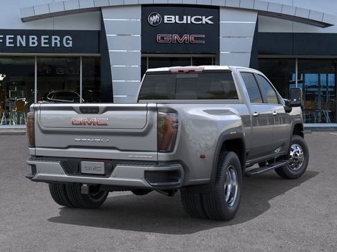 New 2026 GMC Sierra 3500 Denali w/ Denali Reserve Package AWD/4WD image 9