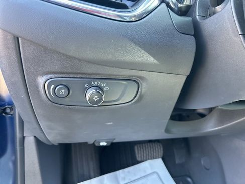 Certified 2023 Chevrolet Equinox LT image 17