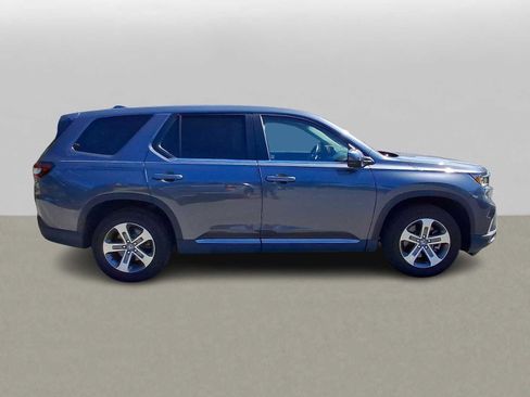 Used 2024 Honda Pilot EX-L image 32