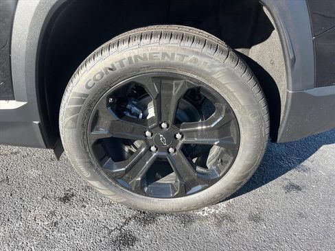 New 2026 Chevrolet Equinox LT w/ Midnight Edition image 33