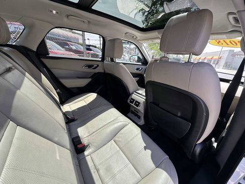 Used 2018 Land Rover Range Rover Velar S AWD/4WD image 31