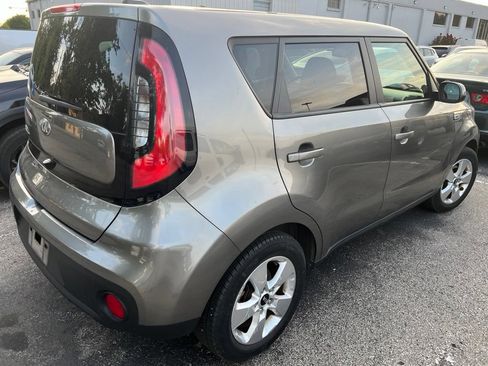 Used 2019 Kia Soul FWD image 7