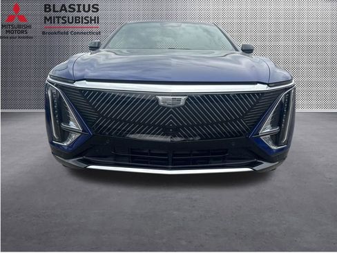 Used 2024 Cadillac Lyriq Tech w/ Driver Assist Package AWD/4WD image 19
