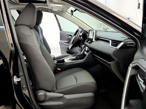 Certified 2023 Toyota RAV4 XLE image 26
