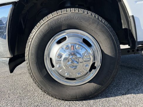 Used 2023 RAM 3500 Big Horn w/ Level 1 Equipment Group AWD/4WD image 12