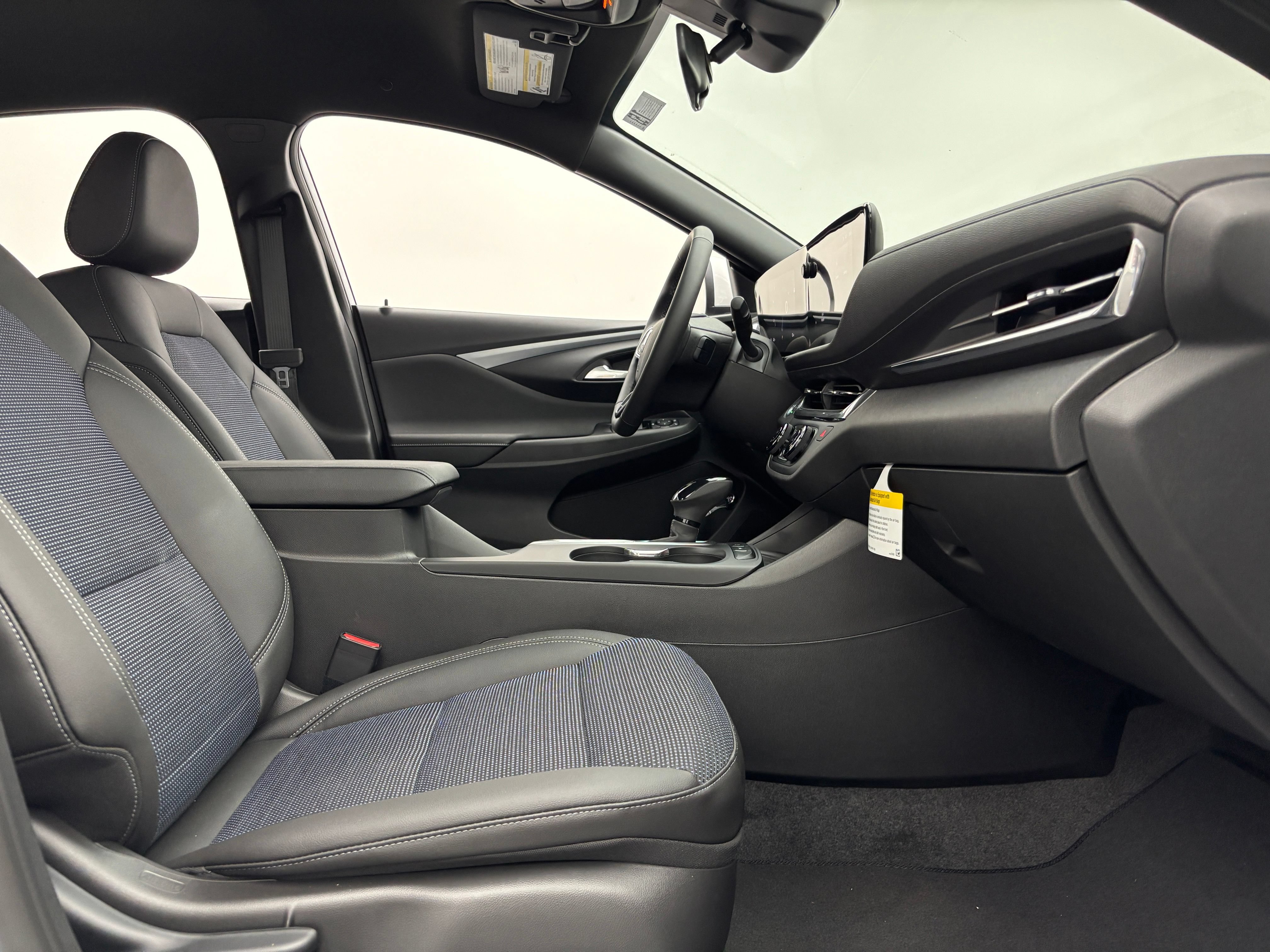 New 2026 Buick Envista Sport Touring w/ Convenience I Package FWD image 31