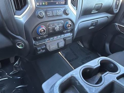 Used 2021 Chevrolet Silverado 1500 RST w/ Z71 Off-Road Package image 15