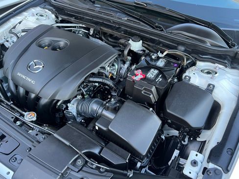 Used 2021 MAZDA MAZDA3 s image 17