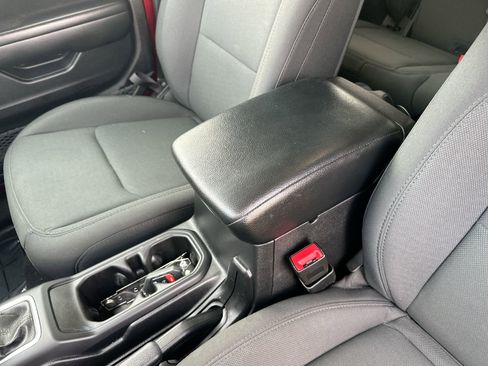 Used 2021 Jeep Wrangler Unlimited Sport image 20