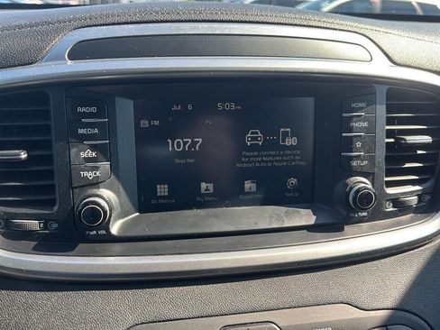Used 2020 Kia Sorento AWD V6 image 25