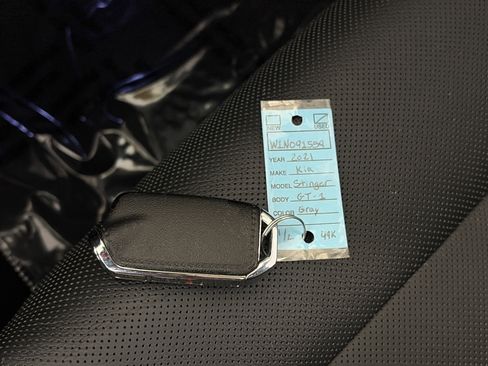 Used 2021 Kia Stinger GT1 image 32